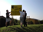 02.07.2005 Aufstellung der ersten IGELSchilder im IGEL-Land - Juli 2005 - Aufstellung der ersten IGELSchilder im IGEL-Land